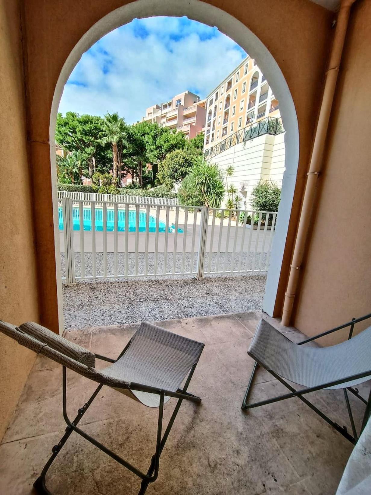 Apartment Direct Monaco Devant Piscine